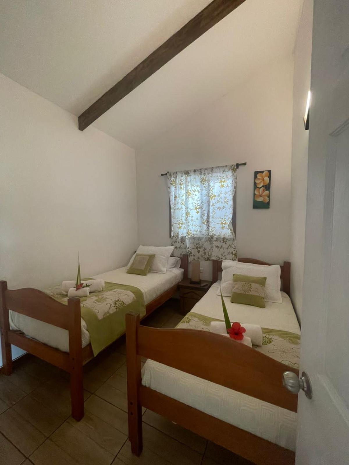 Mata Ki Te Rangi Rapa Nui Apartment อังกาโรอา ภายนอก รูปภาพ